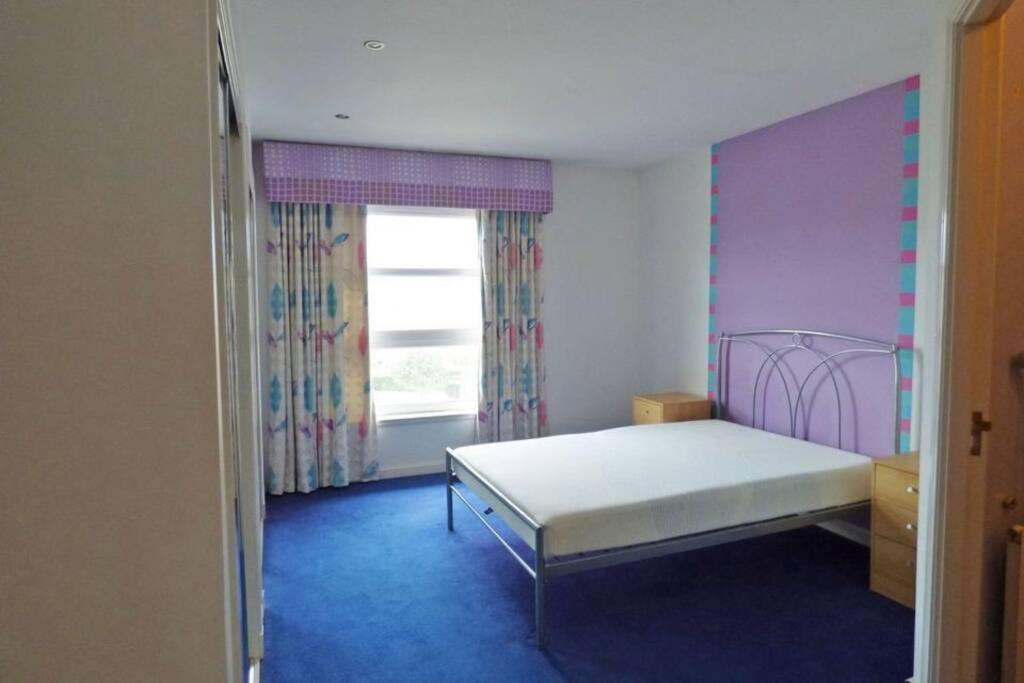 Comfortable, Self Contained 2 Double Beds Town Apartment Near Pittodrie Stadium Aberdeen Exterior photo